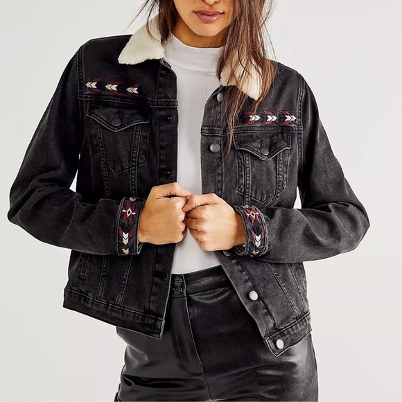 driftwood embroidered jean jacket Aztec design faux collar free people RTL $395 - Picture 5 of 13